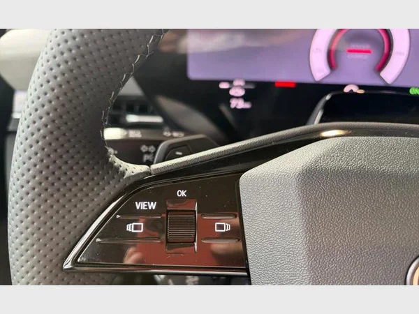 AUDI Q6 e-tron (2026) — foto 3 van 21