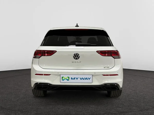 VOLKSWAGEN Golf VIII (2024) — foto 9 van 15