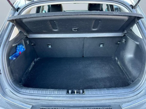 KIA Stonic (2024) — foto 26 van 33