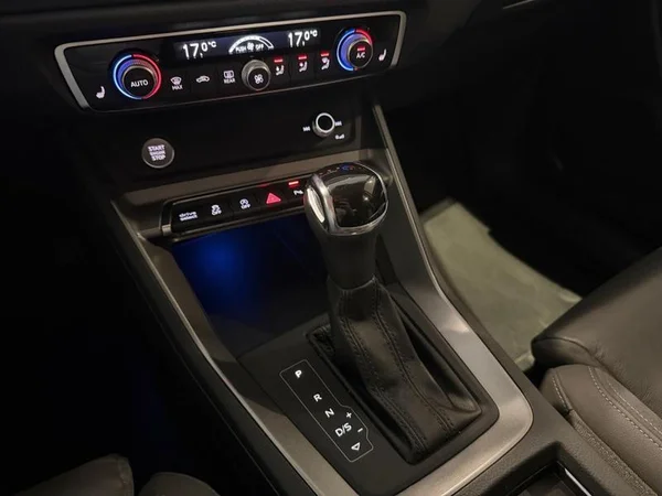 AUDI Q3 (2019) — foto 13 van 30