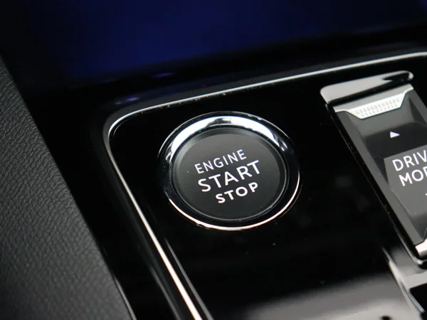 PEUGEOT 5008 (2024) — foto 17 van 30