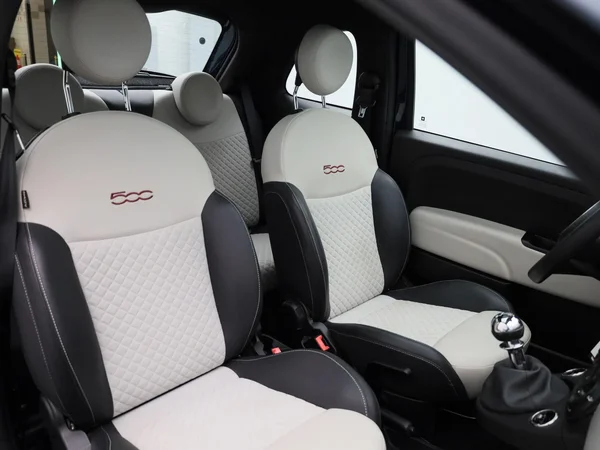 Fiat 500 (2021) — foto 27 van 37