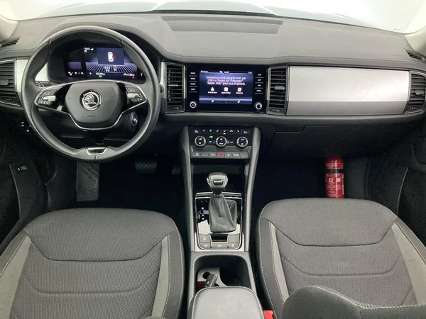 SKODA Kodiaq (2023) — foto 36 van 36