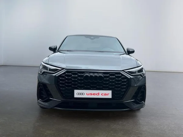 AUDI Q3 Sportback (2023) — foto 23 van 39