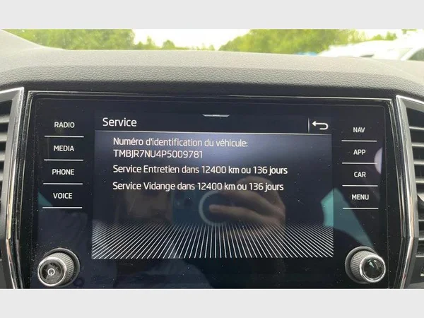 Skoda Karoq (2022) — foto 13 van 30