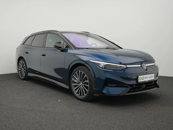 VOLKSWAGEN ID.7 Tourer (2026) — foto 12 van 33