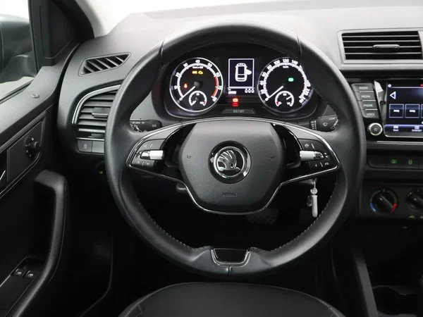 Škoda Fabia (2022) — foto 3 van 26
