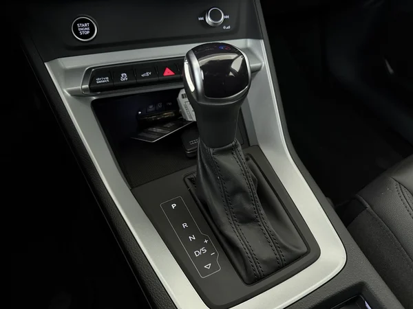 AUDI Q3 (2022) — foto 4 van 32