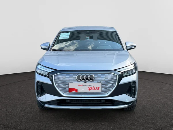 AUDI Q4 Sportback e-tron (2024) — foto 24 van 25