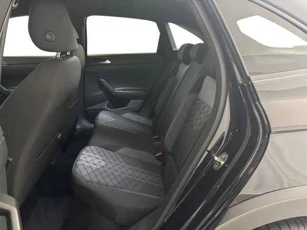 VOLKSWAGEN Taigo (2023) — foto 16 van 24