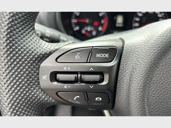 Kia PICANTO (2024) — foto 17 van 27
