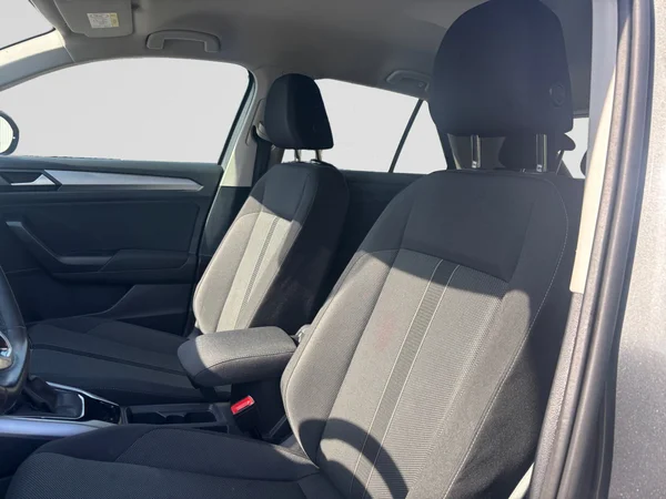 VOLKSWAGEN T-Roc (2022) — foto 17 van 17