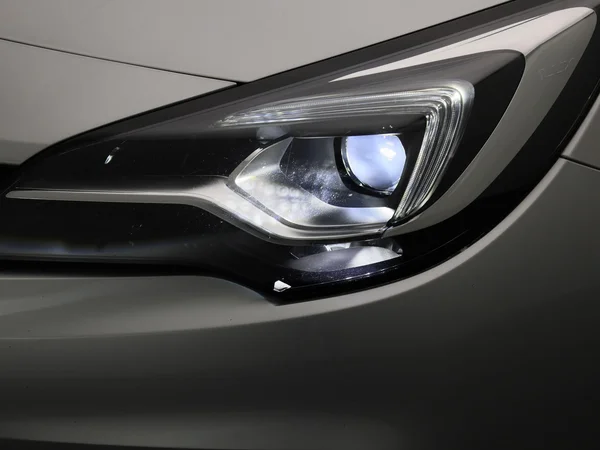 Opel Astra (2021) — foto 5 van 38