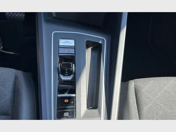 Volkswagen Golf VIII SW (2023) — foto 13 van 29