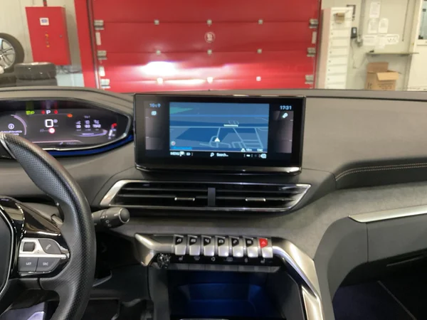 PEUGEOT 5008 (2024) — foto 19 van 23