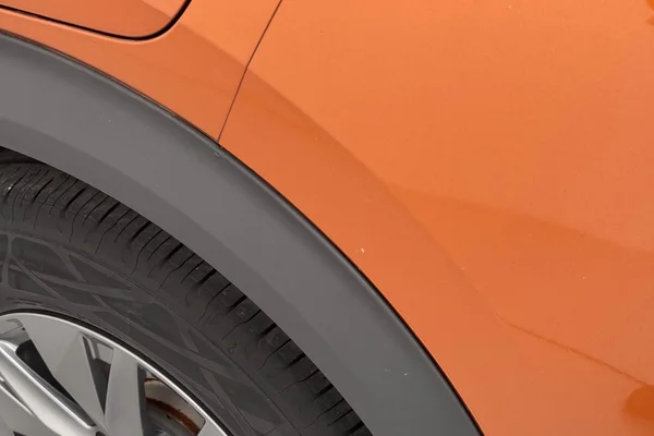 Peugeot E-2008 (2021) — foto 24 van 31