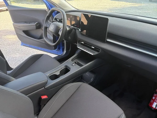 VOLKSWAGEN ID.Polo (2026) — foto 9 van 24