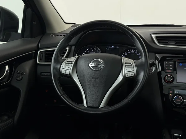NISSAN Qashqai (2017) — foto 14 van 28