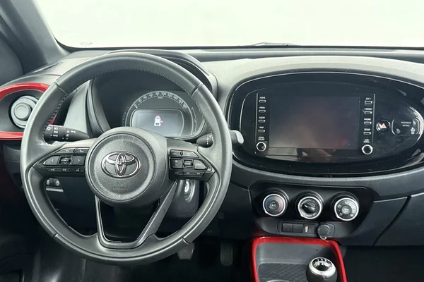 Toyota Aygo X (2022) — foto 31 van 31
