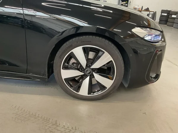 AUDI A5 Avant e-hybrid (PHEV) (2026) — foto 15 van 22