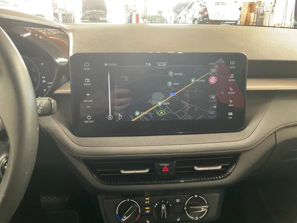 SKODA Fabia (2024) — foto 5 van 22