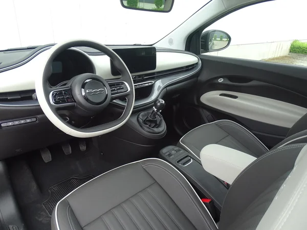 Fiat 500 (2026) — foto 4 van 25