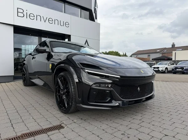 Ferrari Purosangue (2025) — foto 23 van 37