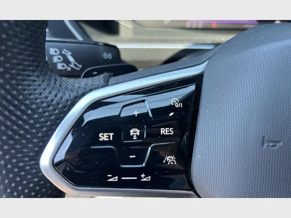 Volkswagen Tiguan (2024) — foto 24 van 35