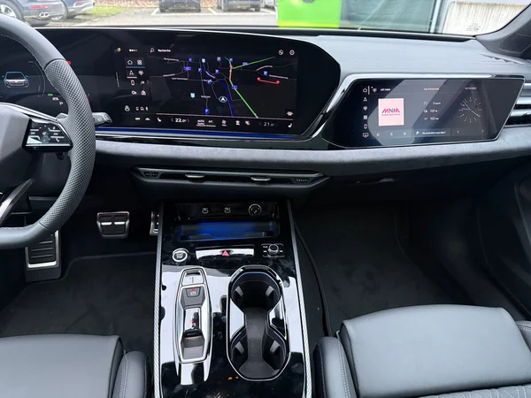AUDI A5 Avant e-hybrid (PHEV) (2025) — foto 24 van 24
