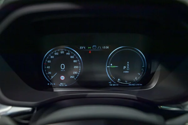 Volvo XC60 (2020) — foto 5 van 32
