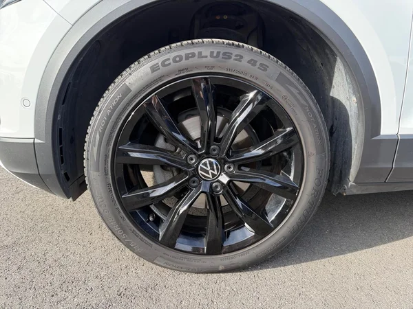 VOLKSWAGEN T-Roc (2023) — foto 16 van 24