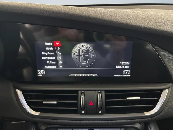 ALFA ROMEO Giulia Dsl (2020) — foto 11 van 28