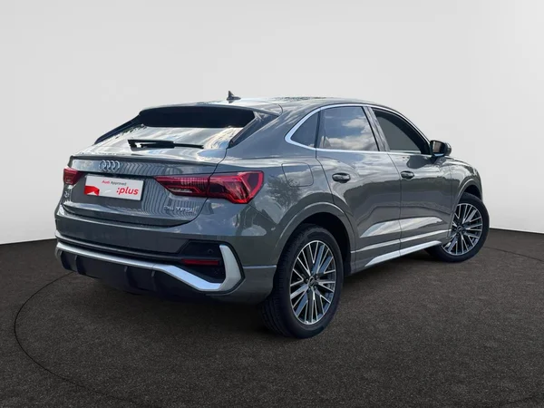 AUDI Q3 Sportback (2024) — foto 14 van 20