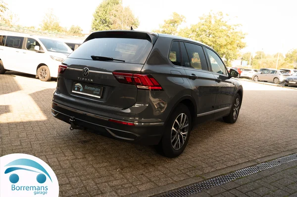 Volkswagen Tiguan (2021) — foto 30 van 39