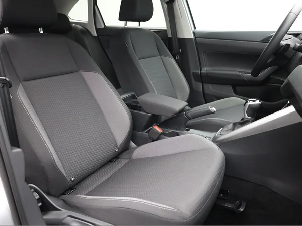 VOLKSWAGEN Taigo (2025) — foto 13 van 18