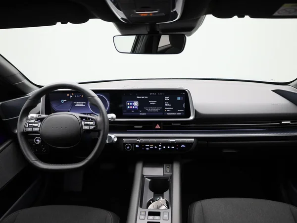 Hyundai IONIQ 6 (2024) — foto 30 van 40
