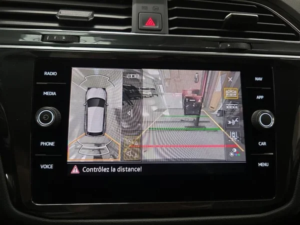 VOLKSWAGEN Tiguan Dsl (2021) — foto 14 van 32