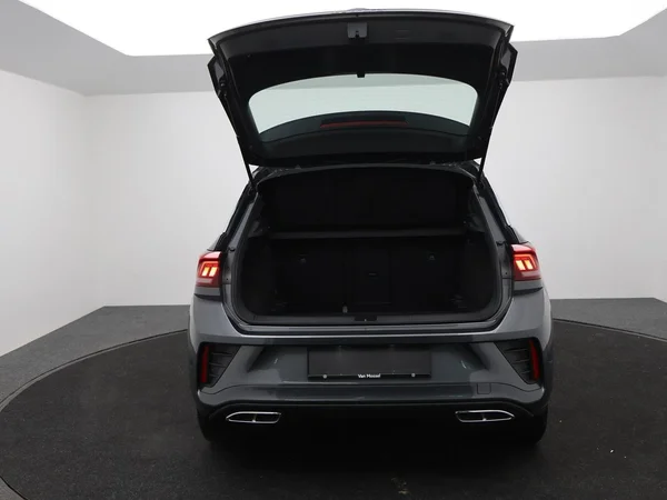 VOLKSWAGEN T-Roc (2023) — foto 19 van 28
