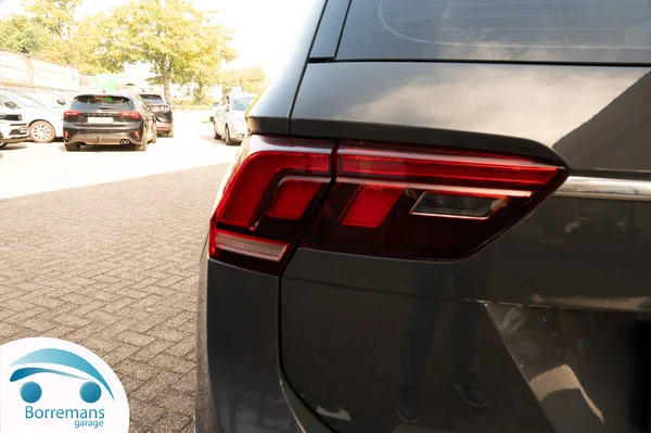 Volkswagen Tiguan (2021) — foto 11 van 39