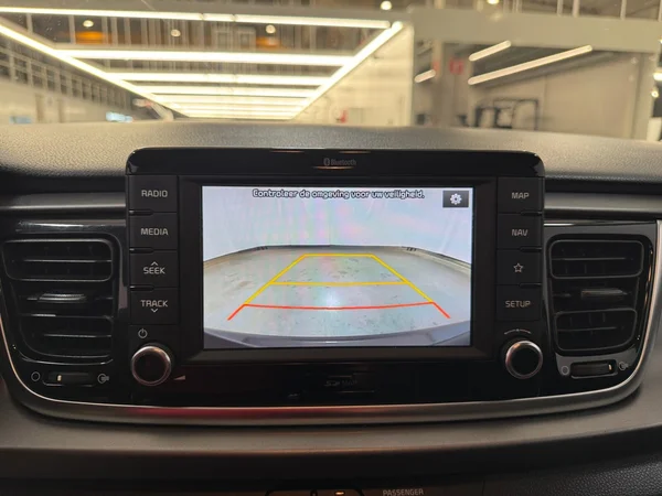 Kia Rio (2018) — foto 16 van 29