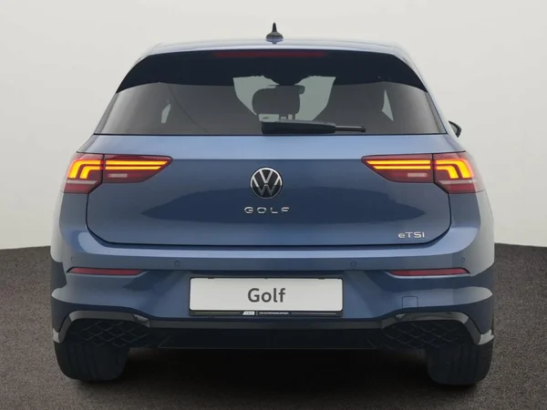 VOLKSWAGEN Golf VIII (2026) — foto 7 van 10