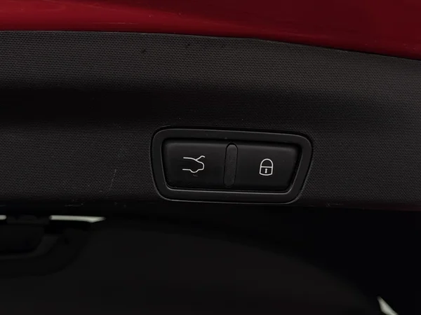 Alfa Romeo Stelvio (2022) — foto 21 van 31