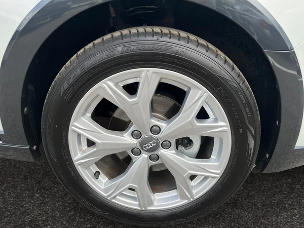 AUDI A1 Allstreet (2025) — foto 14 van 24