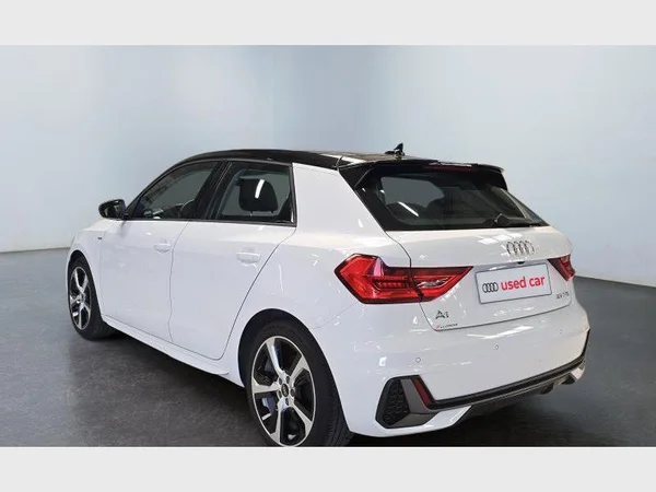Audi A1 Sportback (2021) — foto 25 van 28