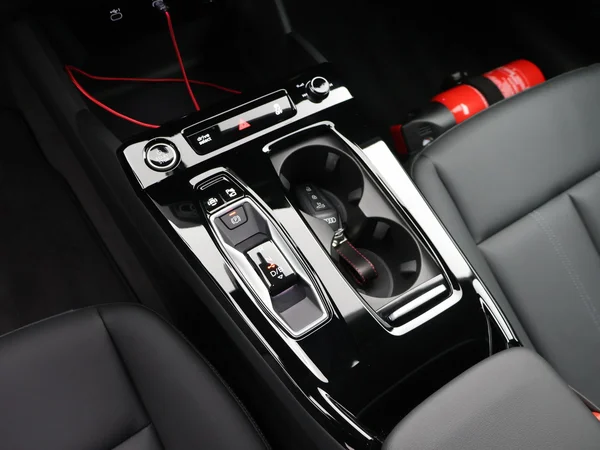 AUDI A6 Sportback e-tron (2026) — foto 7 van 22