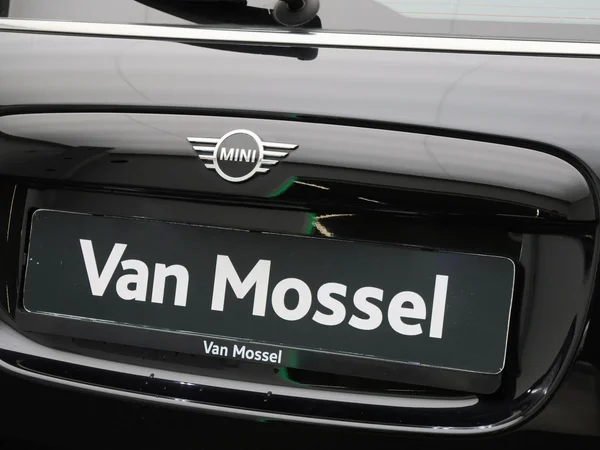 MINI Cooper (2022) — foto 30 van 38