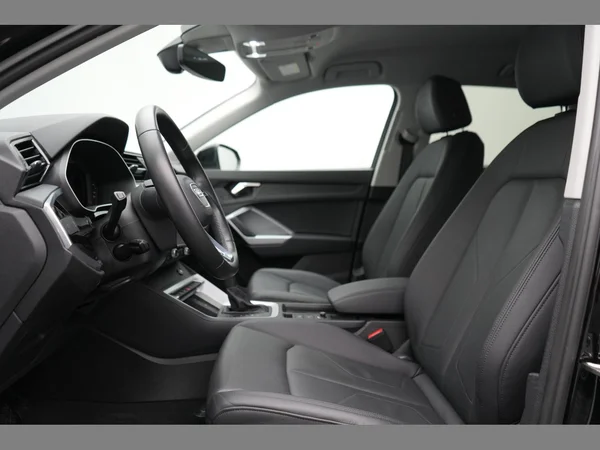 AUDI Q3 PHEV (2022) — foto 33 van 34