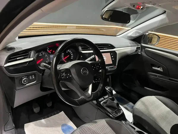 Opel Corsa (2020) — foto 18 van 19