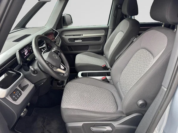 VOLKSWAGEN ID.Buzz (2023) — foto 11 van 19