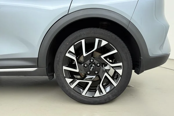 Kia Xceed (2023) — foto 16 van 19